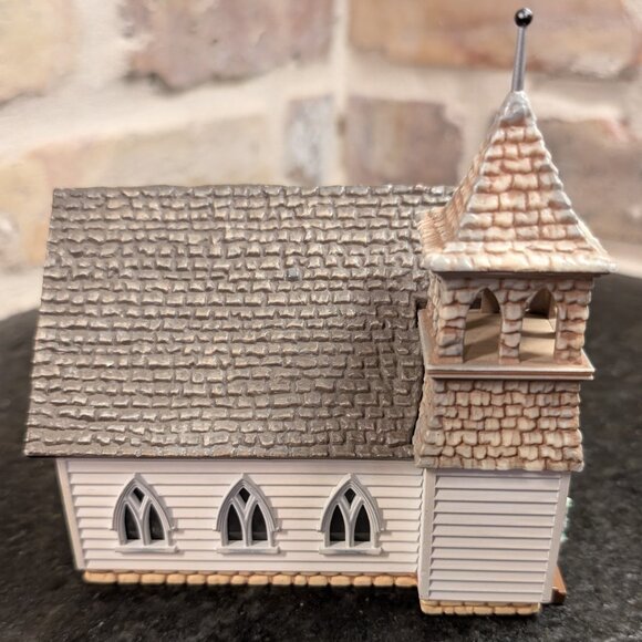 VTG Hallmark Sarah Plain and Tall House Christmas Collection-The Country Church - Picture 2 of 7